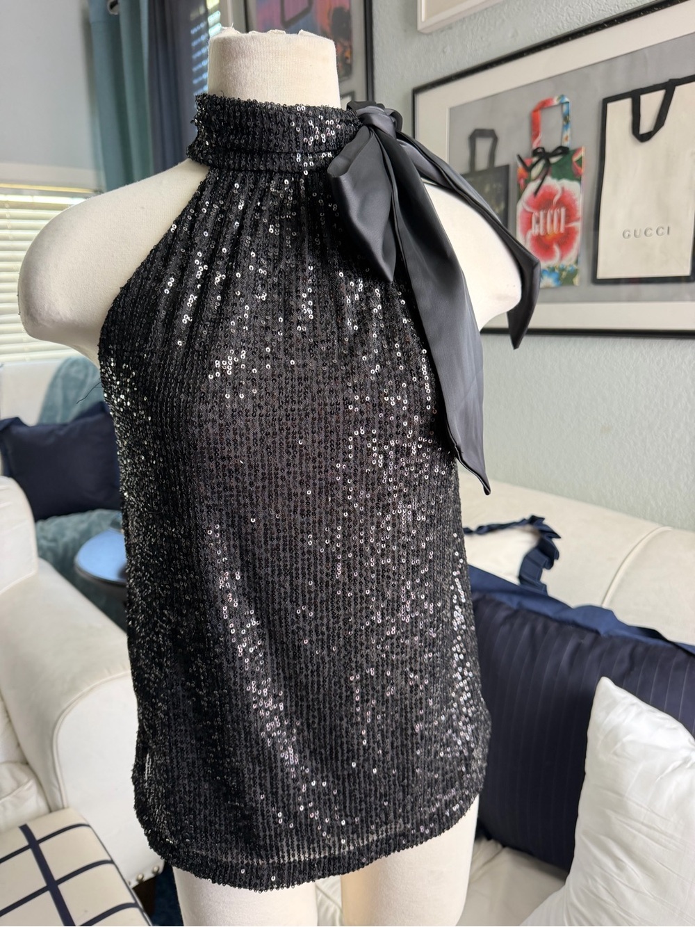 Anne Klein Black Label Tag Detail